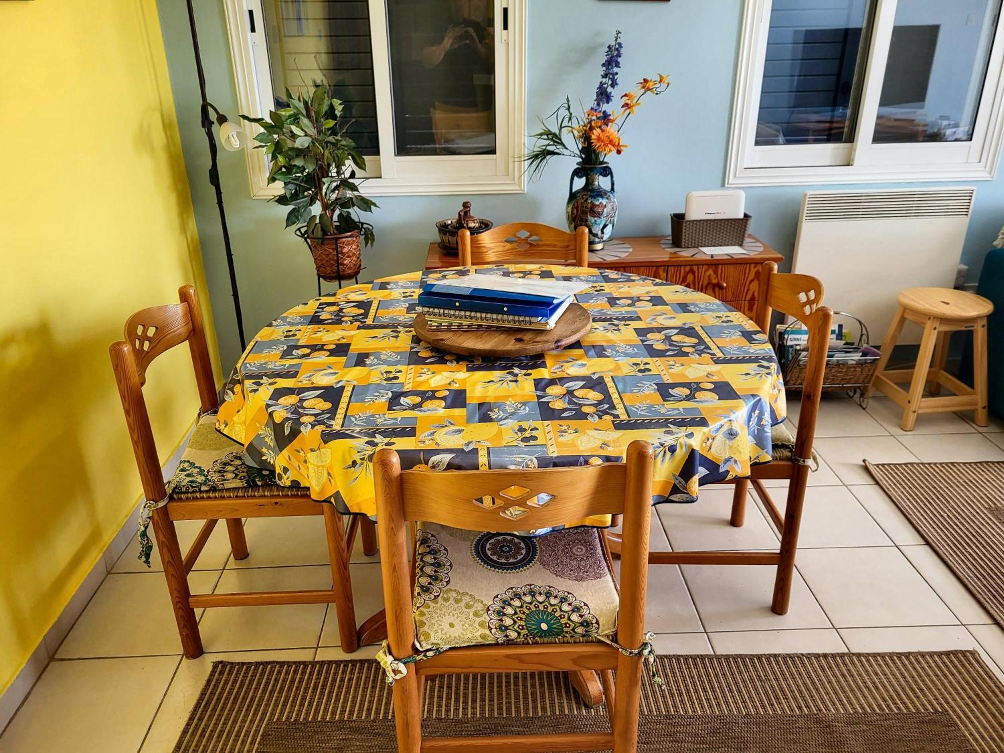 Award-Winning 3-Bedroom Apartment Near Beach パ フォス エクステリア 写真